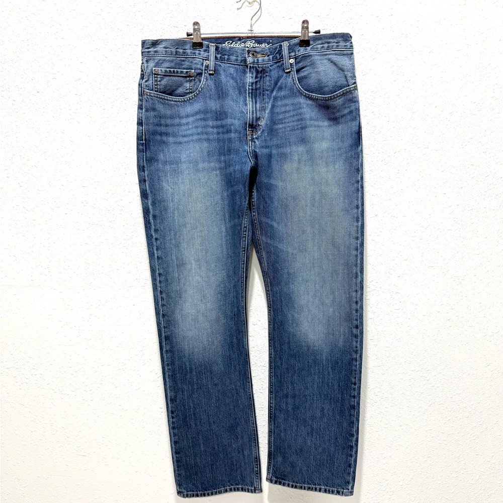Eddie Bauer men's straight-leg blue jeans 35x32